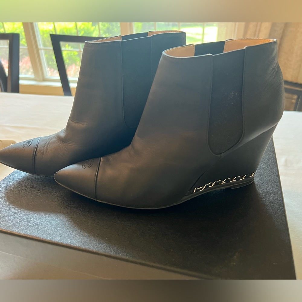 Chanel wedge heel Chelsea booties 39.5